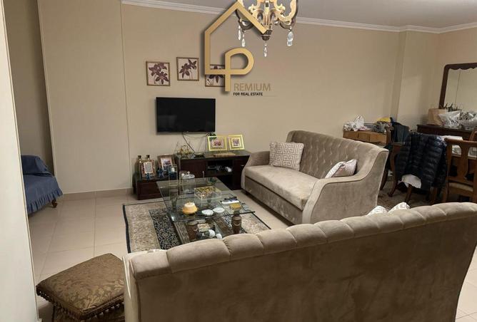 8183815 - Property Image 2