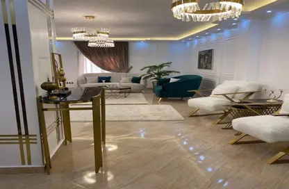 شقة - 4 غرف نوم - 4 حمامات للبيع في جولز - طريق مصر اسكندرية الصحراوي - مدينة 6 أكتوبر - الجيزة