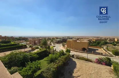 فيلا - 4 غرف نوم - 4 حمامات للبيع في رويال ميدوز - كمبوندات الشيخ زايد - الشيخ زايد - الجيزة