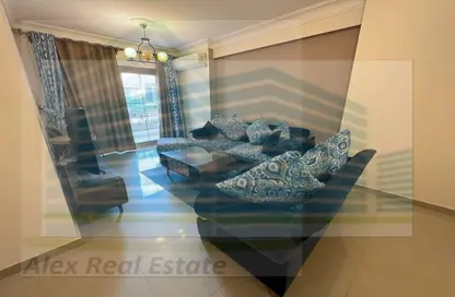 شقة - 3 غرف نوم - 3 حمامات للايجار في ميدان سموحة - سموحة - حي شرق - الاسكندرية