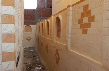 Whole Building - 3 Bedrooms - 1 Bathroom for sale in El Motamayez District - Badr City - Cairo