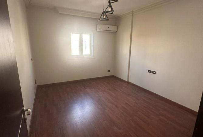 8324834 - Property Image 2