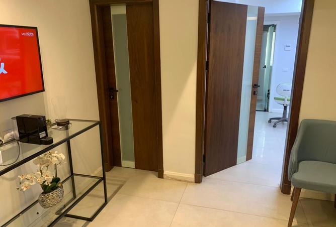 8381318 - Property Image 2