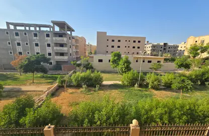 Apartment - 3 Bedrooms - 2 Bathrooms for sale in 2nd Neighborhood - 8th Area - Shorouk City - Cairo