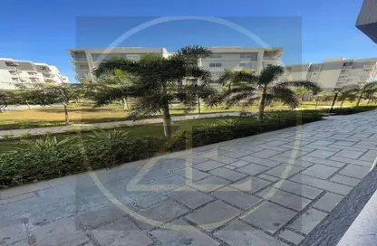 Apartment - 2 Bedrooms - 2 Bathrooms for sale in Madinaty - Cairo