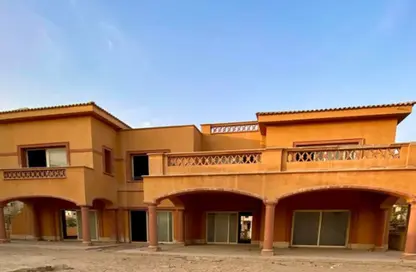منزل مزدوج - 5 غرف نوم - 4 حمامات للبيع في جولف فيوز - طريق مصر اسكندرية الصحراوي - مدينة 6 أكتوبر - الجيزة