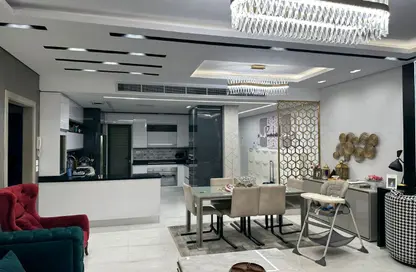 Apartment - 2 Bedrooms - 2 Bathrooms for sale in Lake View Residence - 5th Settlement Compounds - The 5th Settlement - New Cairo City - Cairo