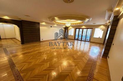 Apartment - 3 Bedrooms - 2 Bathrooms for sale in Laurent - Hay Sharq - Alexandria