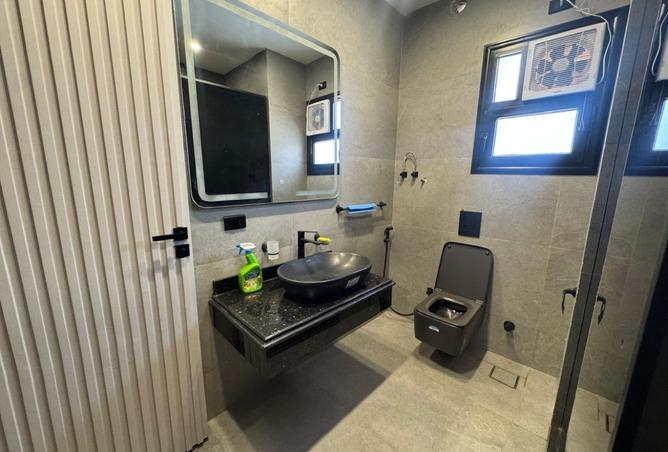 8191987 - Property Image 2