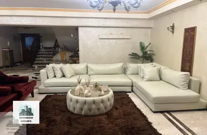 دوبلكس - 3 غرف نوم - 3 حمامات للبيع في شارع سوق زهراء المعادي - زهراء المعادي - حي المعادي - القاهرة