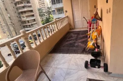 Apartment - 3 Bedrooms - 1 Bathroom for sale in Al Geish Road - Roushdy - Hay Sharq - Alexandria