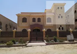 Villa - 6 Bathrooms for sale in 4th District - Obour City - Qalyubia