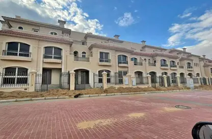 Townhouse - 4 Bedrooms - 3 Bathrooms for sale in El Patio Town - 5th Settlement Compounds - The 5th Settlement - New Cairo City - Cairo