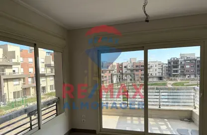 شقة - 4 غرف نوم - 3 حمامات للايجار في نيو جيزة - طريق مصر اسكندرية الصحراوي - مدينة 6 أكتوبر - الجيزة