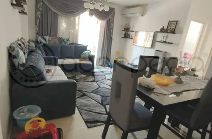 Apartment - 2 Bedrooms - 2 Bathrooms for sale in Madinaty - Cairo