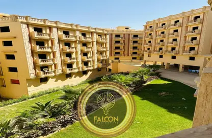 Apartment - 3 Bedrooms - 2 Bathrooms for sale in American University Housing District - 5th Settlement Compounds - The 5th Settlement - New Cairo City - Cairo
