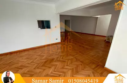 Apartment - 3 Bedrooms - 2 Bathrooms for sale in Ghazzah St. - Saba Basha - Hay Sharq - Alexandria