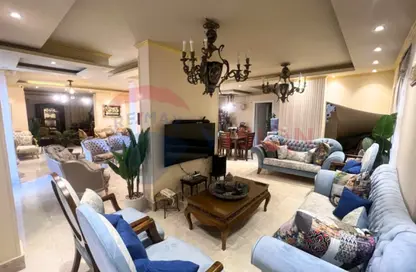 دوبلكس - 6 غرف نوم - 5 حمامات للبيع في طريق الجيش - سيدي بشر - حي اول المنتزة - الاسكندرية