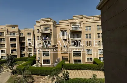 Apartment - 4 Bedrooms - 4 Bathrooms for sale in Al Katameya Plaza - The 1st Settlement - New Cairo City - Cairo