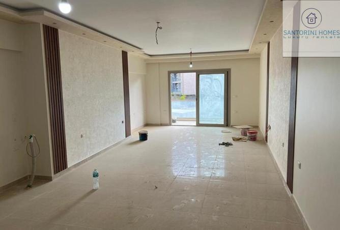 8033180 - Property Image 2