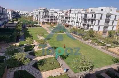 Apartment - 3 Bedrooms - 4 Bathrooms for sale in The Courtyards - Sheikh Zayed Compounds - Sheikh Zayed City - Giza