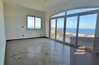 شاليه - 3 غرف نوم - 2 حمامات للبيع في بلو بلو - العين السخنة - السويس