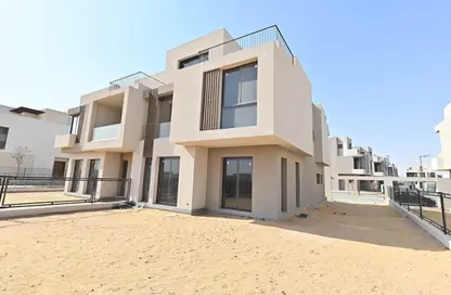 Villa - 4 Bedrooms - 5 Bathrooms for sale in Sodic East - 6th District - New Heliopolis - Cairo