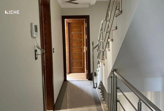 8281095 - Property Image 2