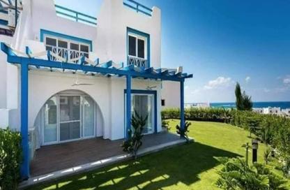 Chalet - 2 Bedrooms - 2 Bathrooms for sale in Mountain View - Ras Al Hekma - North Coast