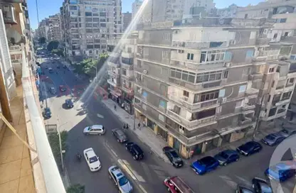 شقة - 2 غرف نوم - 2 حمامات للبيع في جليم - حي شرق - الاسكندرية