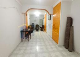 Apartment - 3 bedrooms - 1 bathroom for للايجار in Camp Chezar - Hay Wasat - Alexandria