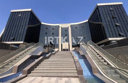 Office Space - Studio - 1 Bathroom for rent in Concord Plaza - South Investors Area - New Cairo City - Cairo