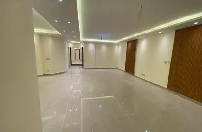 Apartment - 3 Bedrooms - 3 Bathrooms for sale in Abbas Al Akkad St. - 1st Zone - Nasr City - Cairo