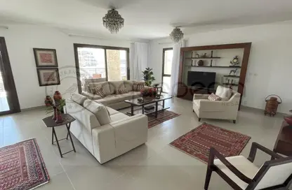 شاليه - 3 غرف نوم - 3 حمامات للايجار في مراسي - سيدي عبد الرحمن - الساحل الشمالي