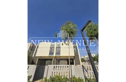 Townhouse - 4 Bedrooms - 4 Bathrooms for sale in Al Burouj Compound - El Shorouk Compounds - Shorouk City - Cairo Townhouse - 4 Bedrooms - 4 Bathrooms for sale in Al Burouj Compound - El Shorouk Compounds - Shorouk City - Cairo