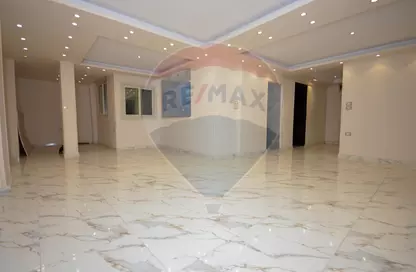 Apartment - 2 Bedrooms - 1 Bathroom for sale in Syria St. - Roushdy - Hay Sharq - Alexandria