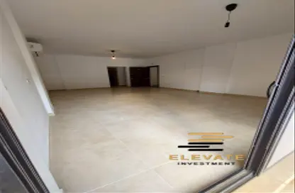Apartment - 1 Bedroom - 2 Bathrooms for rent in Moon Residences - Fifth Square - The 5th Settlement - New Cairo City - Cairo