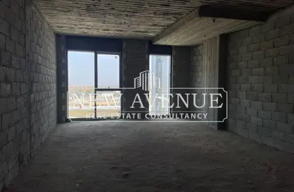 Office Space - Studio for sale in Hyde Park - 5th Settlement Compounds - The 5th Settlement - New Cairo City - Cairo