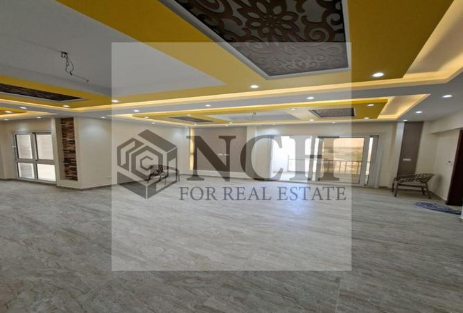 8153870 - Property Image 3