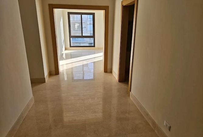 8209216 - صورة العقار 2