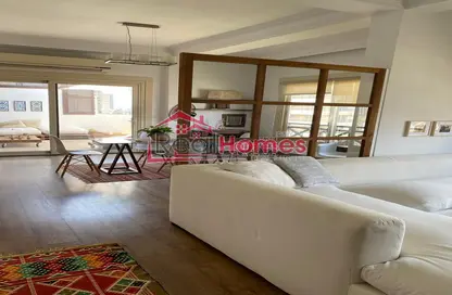 Apartment - 1 Bedroom - 2 Bathrooms for rent in Mohamed Mazhar St. - Zamalek - Cairo
