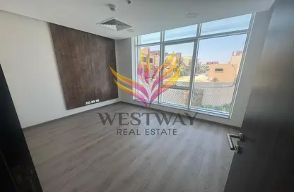 Office Space - Studio - 1 Bathroom for rent in Arkan Plaza - 26th of July Corridor - Sheikh Zayed City - Giza