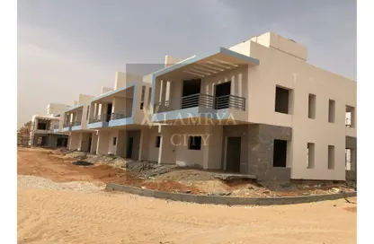 فيلا - 4 غرف نوم - 3 حمامات للبيع في ستيلا لوكيشن - كمبوندات الشروق - مدينة الشروق - القاهرة