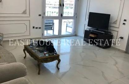 Apartment - 3 Bedrooms - 2 Bathrooms for sale in Al Narges 3 - Al Narges - New Cairo City - Cairo