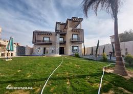 فيلا - 5 غرف نوم for للبيع in طريق القاهرة برج العرب الصحراوى - كينج مريوط - حي العامرية - الاسكندرية