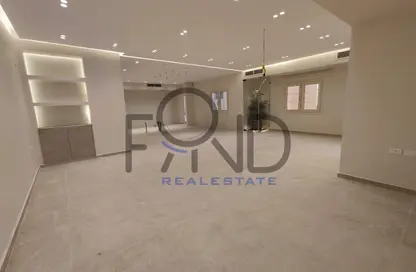 شقة - 3 غرف نوم - 2 حمامات للبيع في حى القرنفل - التجمع الخامس - مدينة القاهرة الجديدة - القاهرة