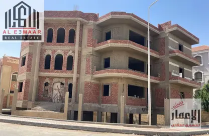 Villa - 7+ Bedrooms - 7+ Bathrooms for sale in West Somid Road - West Somid - 6 October City - Giza