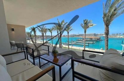 Chalet - 2 Bedrooms - 2 Bathrooms for sale in Sea View - Ras Al Hekma - North Coast
