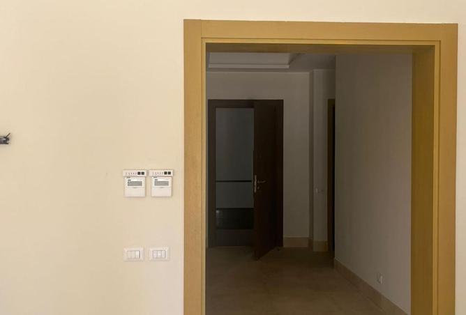 8021233 - Property Image 2