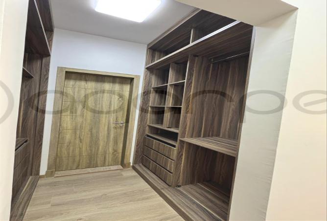 8206089 - Property Image 3